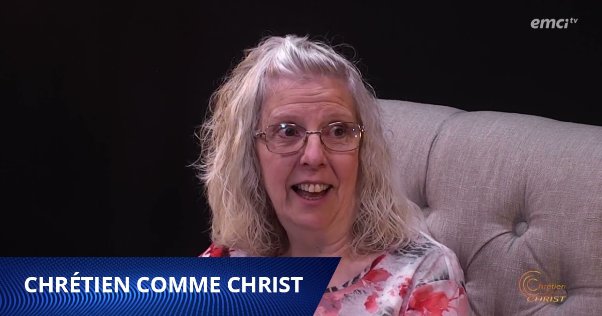 En haut de l'affiche Chrétien Comme