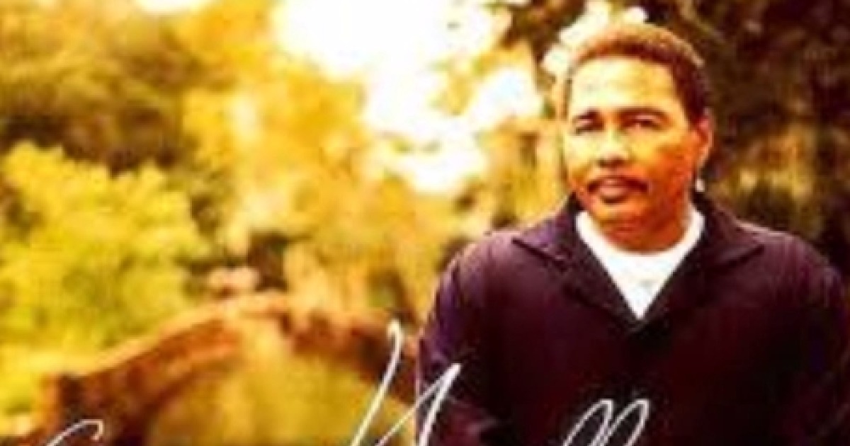 Jesus loves me - Aaron Neville - EMCI TV